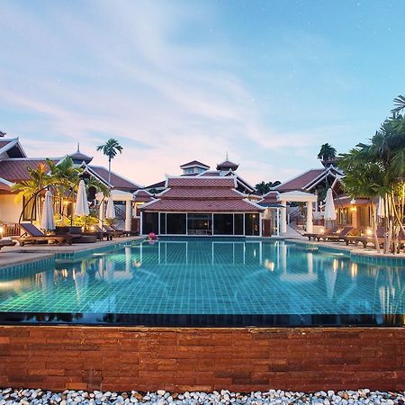 Achawalai Residence Village By Song Bãi biển Jomtien Ngoại thất bức ảnh