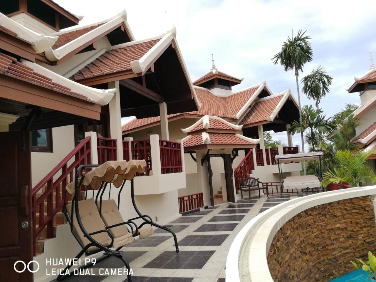 Achawalai Residence Village By Song Bãi biển Jomtien Ngoại thất bức ảnh