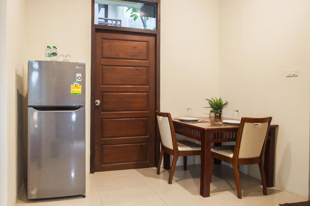 Achawalai Residence Village By Song Bãi biển Jomtien Ngoại thất bức ảnh