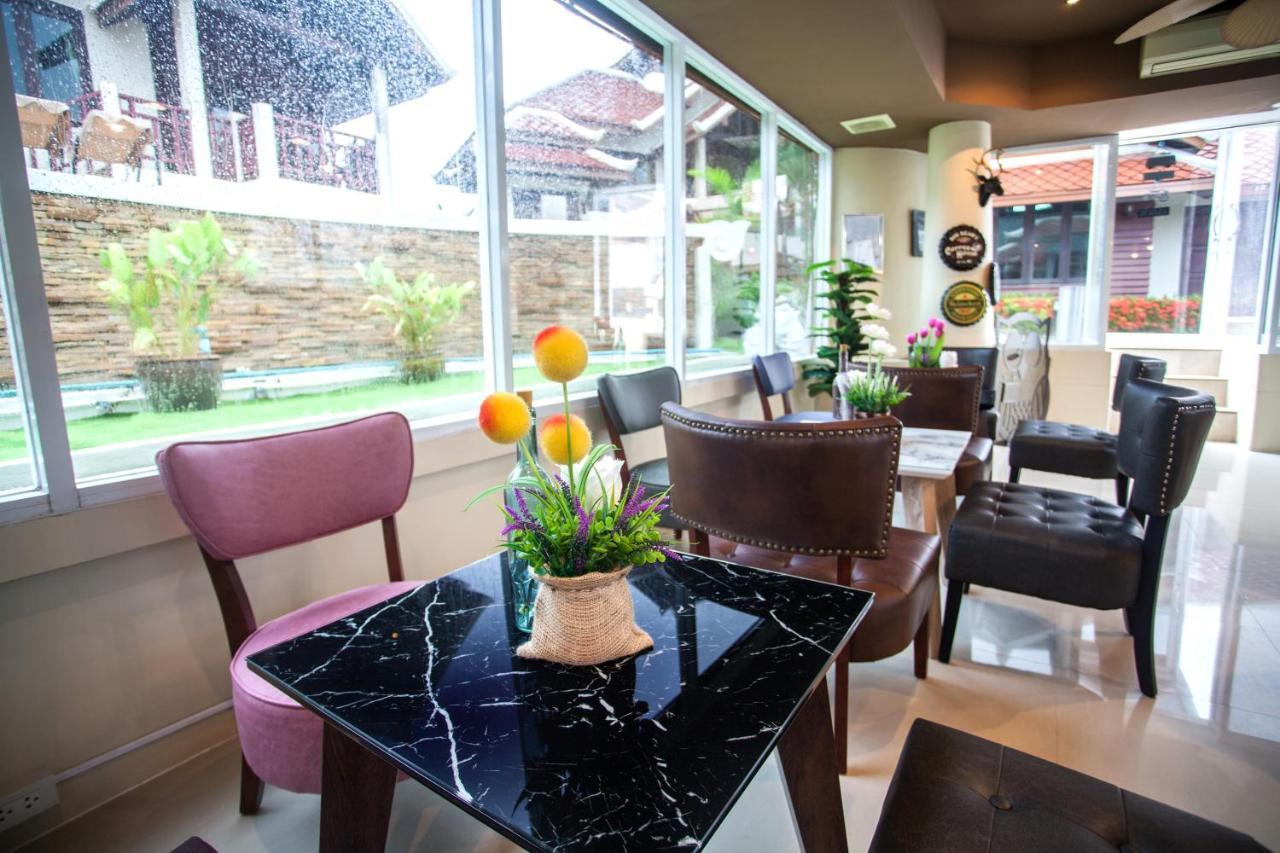 Achawalai Residence Village By Song Bãi biển Jomtien Ngoại thất bức ảnh