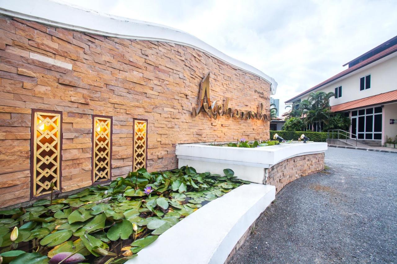Achawalai Residence Village By Song Bãi biển Jomtien Ngoại thất bức ảnh