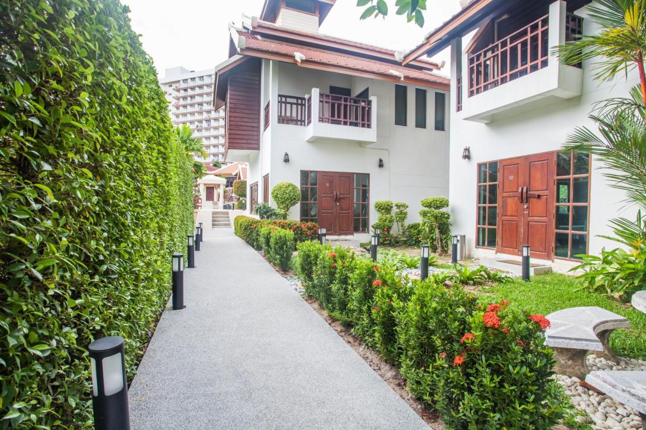 Achawalai Residence Village By Song Bãi biển Jomtien Ngoại thất bức ảnh